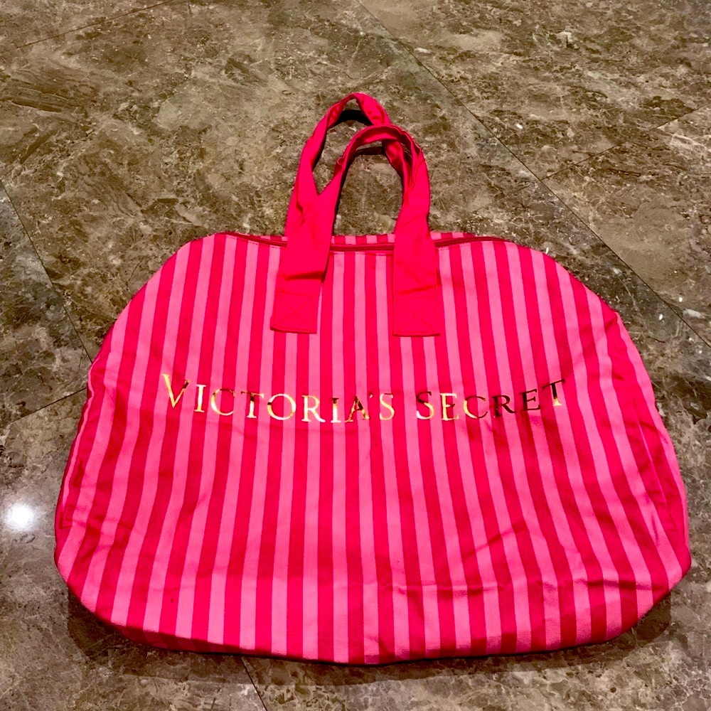 New Victoria’s Secret Travel/Duffel Bag